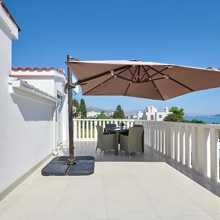 Katja Villa Kaštela