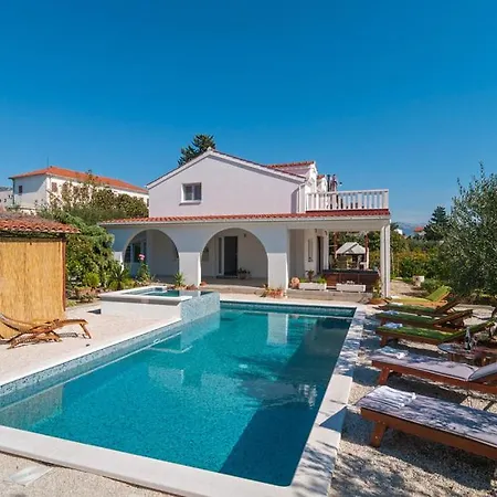 Vila Katja